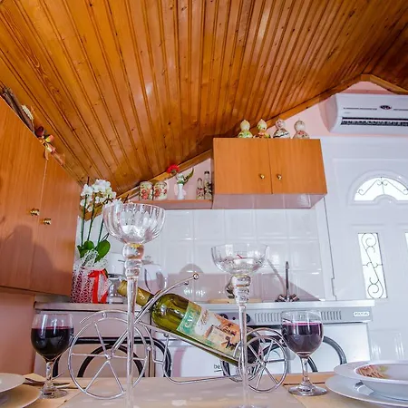 Apartament Dimitra &