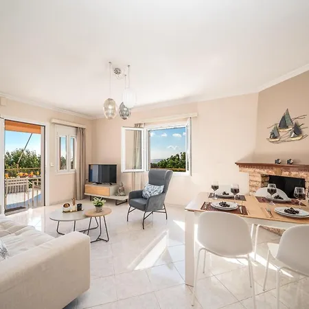 Dimitra & Daire Minia